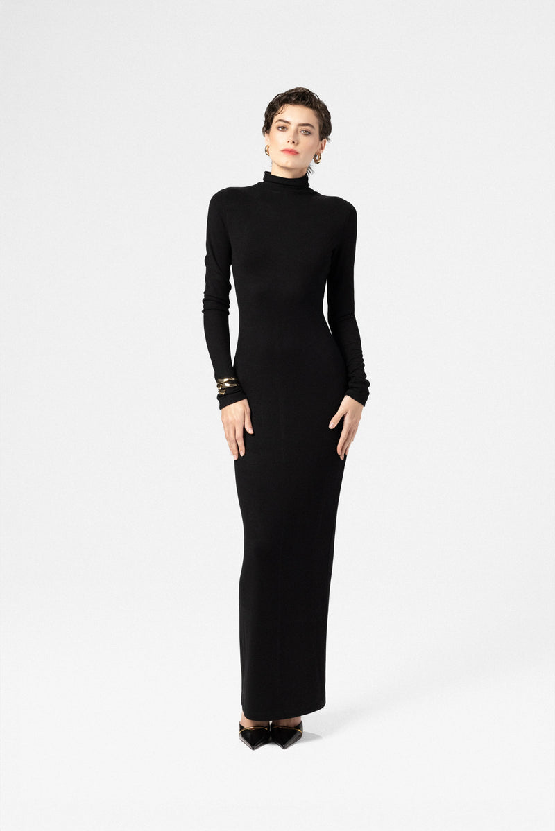 Maxi dress with open back