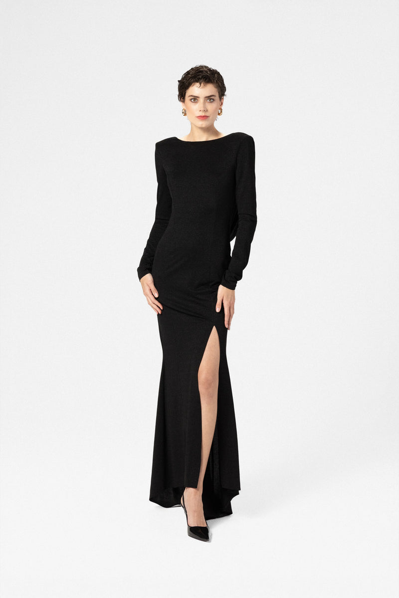Maxi dress in diamond knit with train