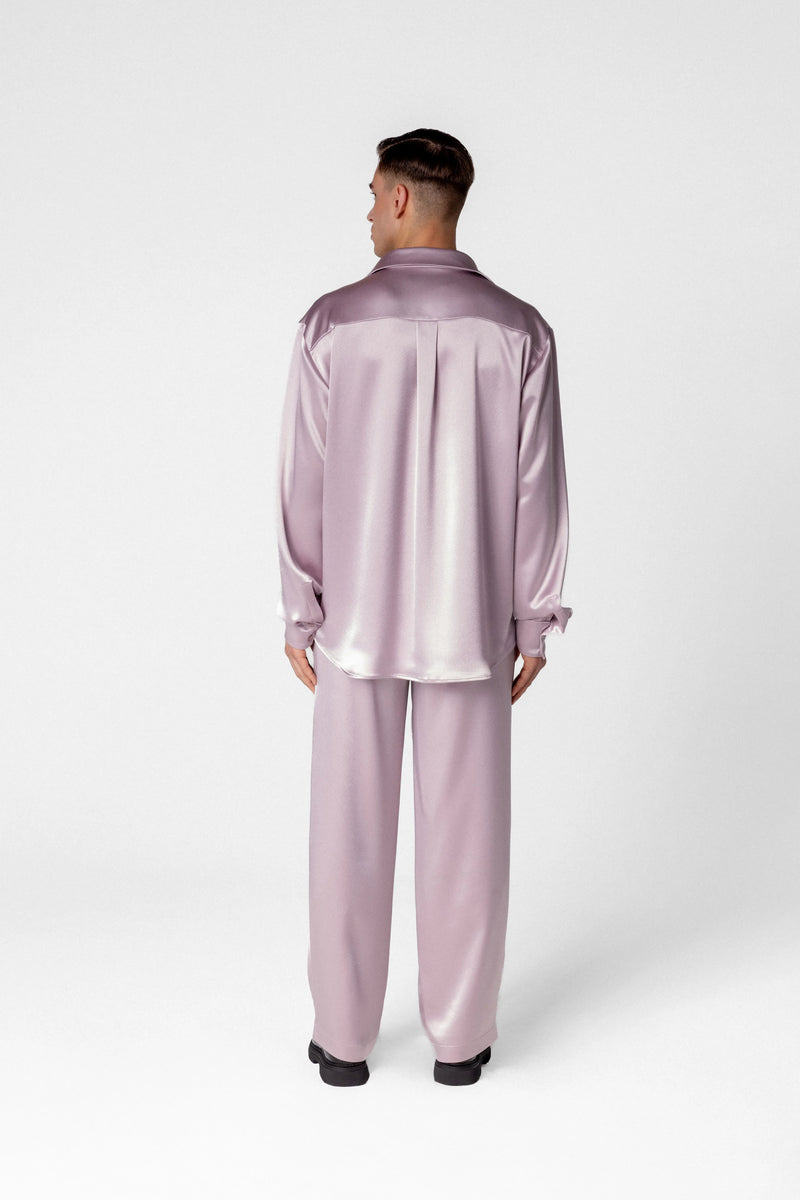 Men’s satin shirt with concealed fastening